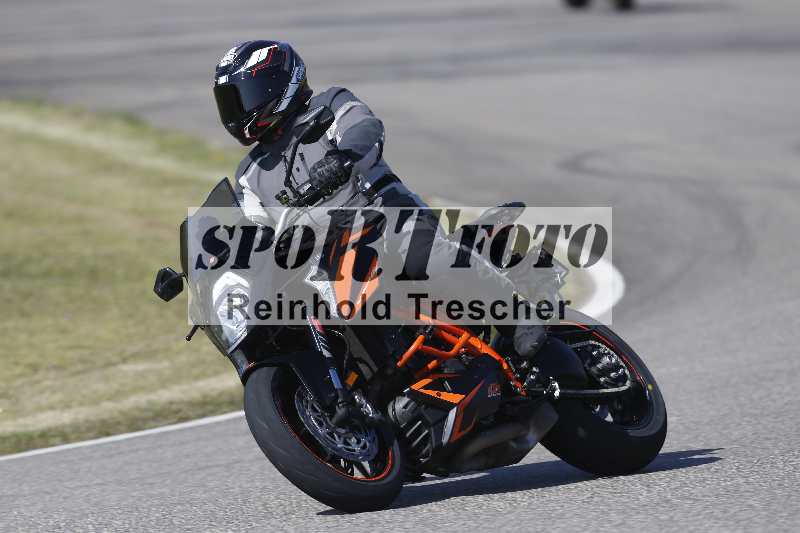 /01 02.04.2026 MAZ ADR/Gruppe rot/unklar